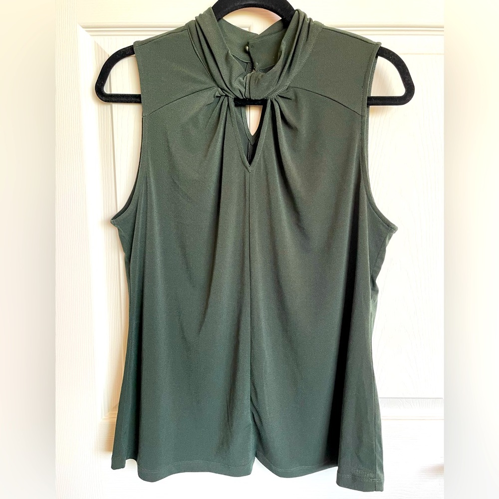 41 Hawthorne Knotted Tank - Size L - Olive Green Office-wear